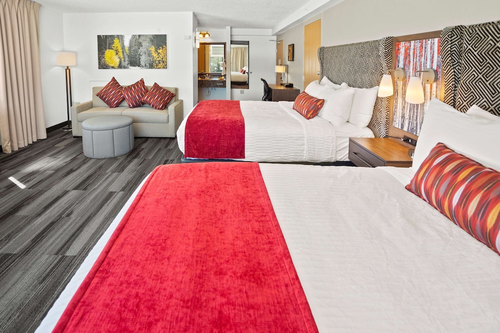 Suite, Multiple Beds, Non Smoking, Fireplace (With Sofabed) - Photo 2