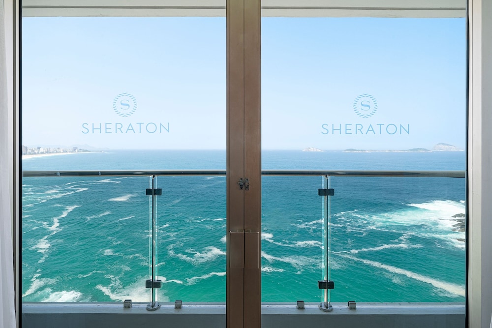 Deluxe Room, 2 Double Beds, Balcony (Oceanfront) - Photo 7