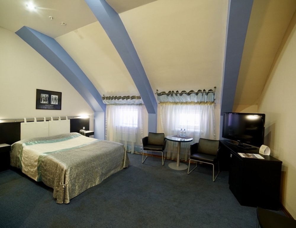 Standard Double Room, 1 Queen Bed