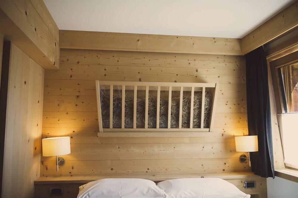Deluxe Double Room, Balcony photo 2