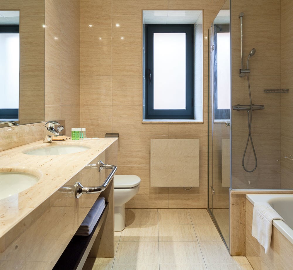 Superior Double Room, Accessible photo 3