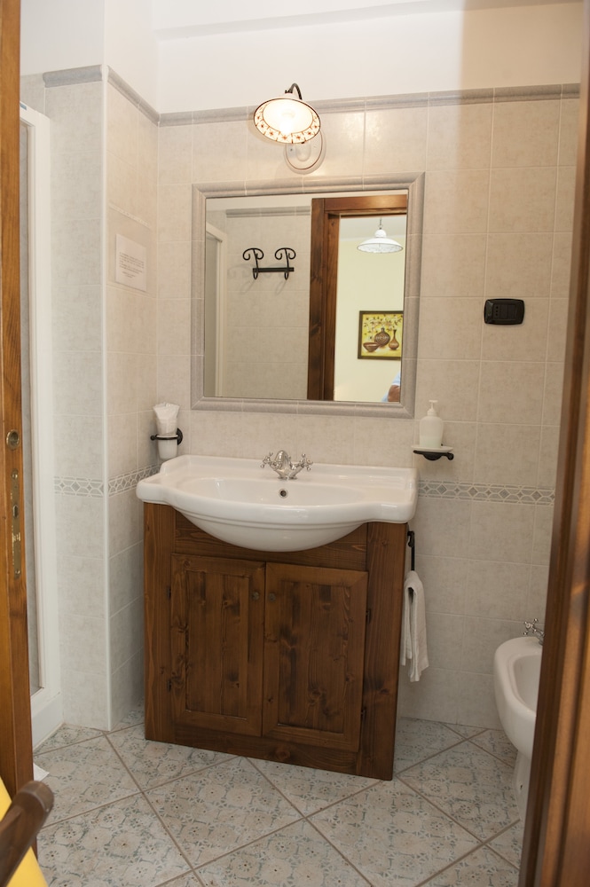 Apartment, 1 Bedroom, Private Bathroom photo 3