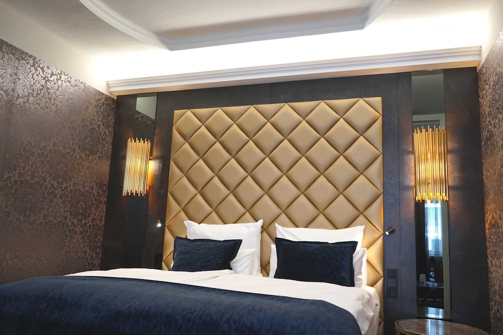 Deluxe Studio Suite photo 3