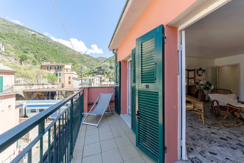 Apartment, 2 Bedrooms, Balcony photo 3