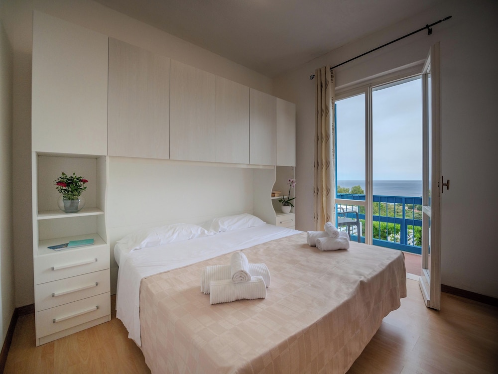 Standard Room photo 1