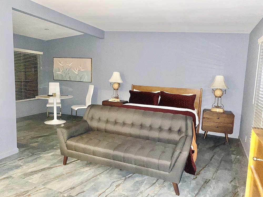 Studio Suite photo 1