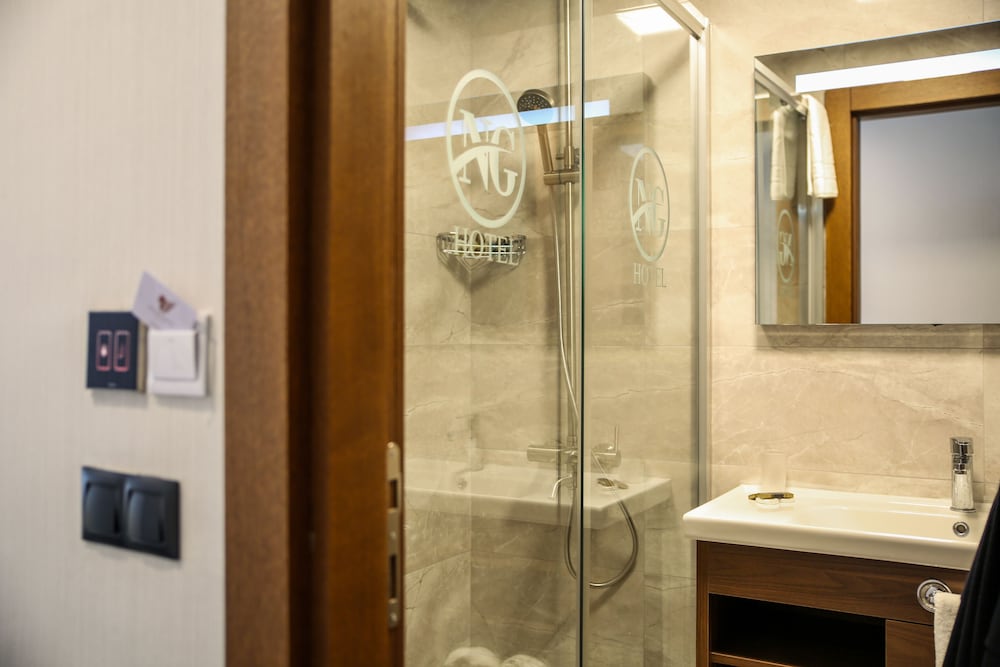 Family Triple Room, 1 Bedroom, Non Smoking, City View photo 3