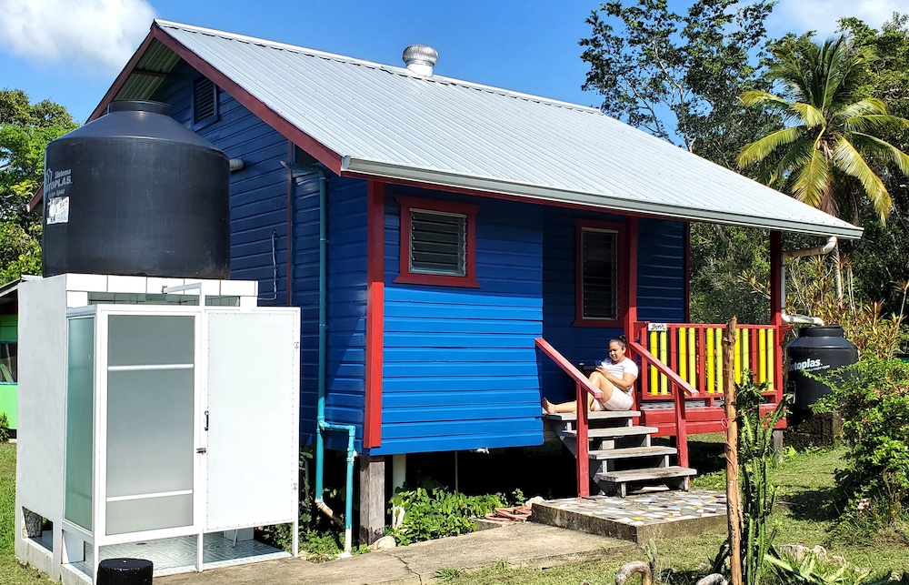 Moonflower - Friends & Family Cabana - Queen Bed, Bunk Beds, Single Bed, Ensuite Bathroom photo 3