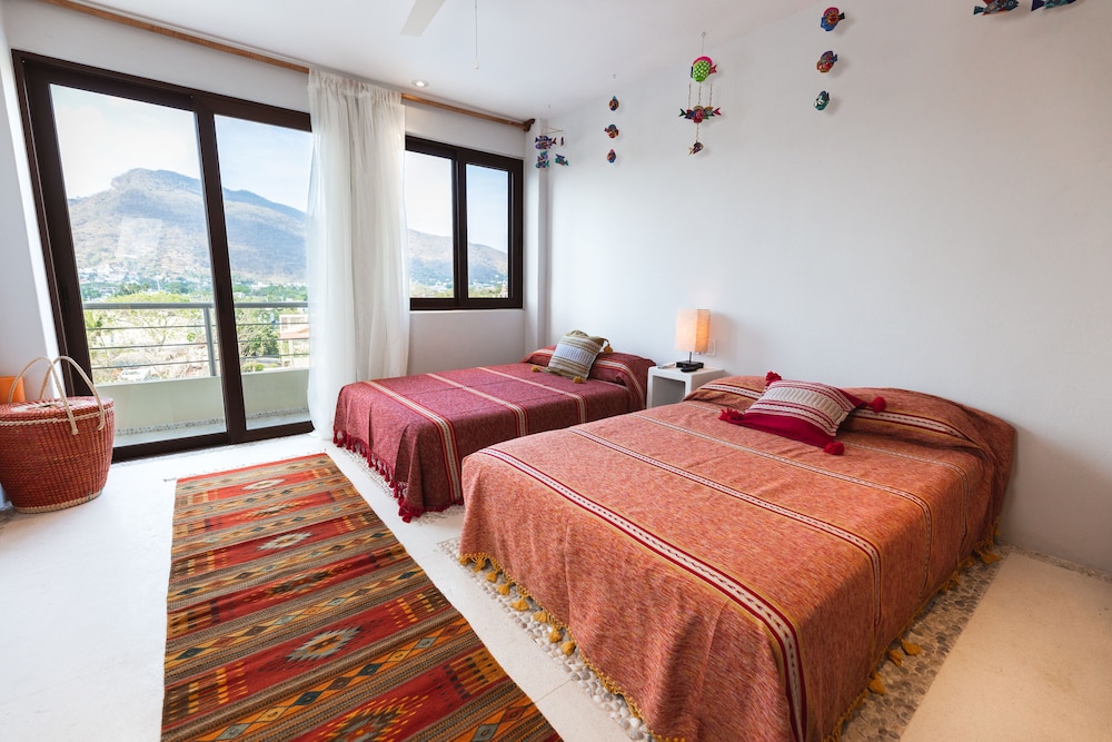 Luxury Villa photo 1