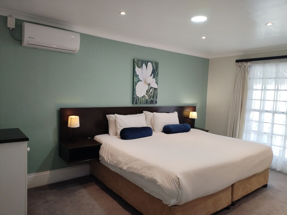 Classic Twin Room