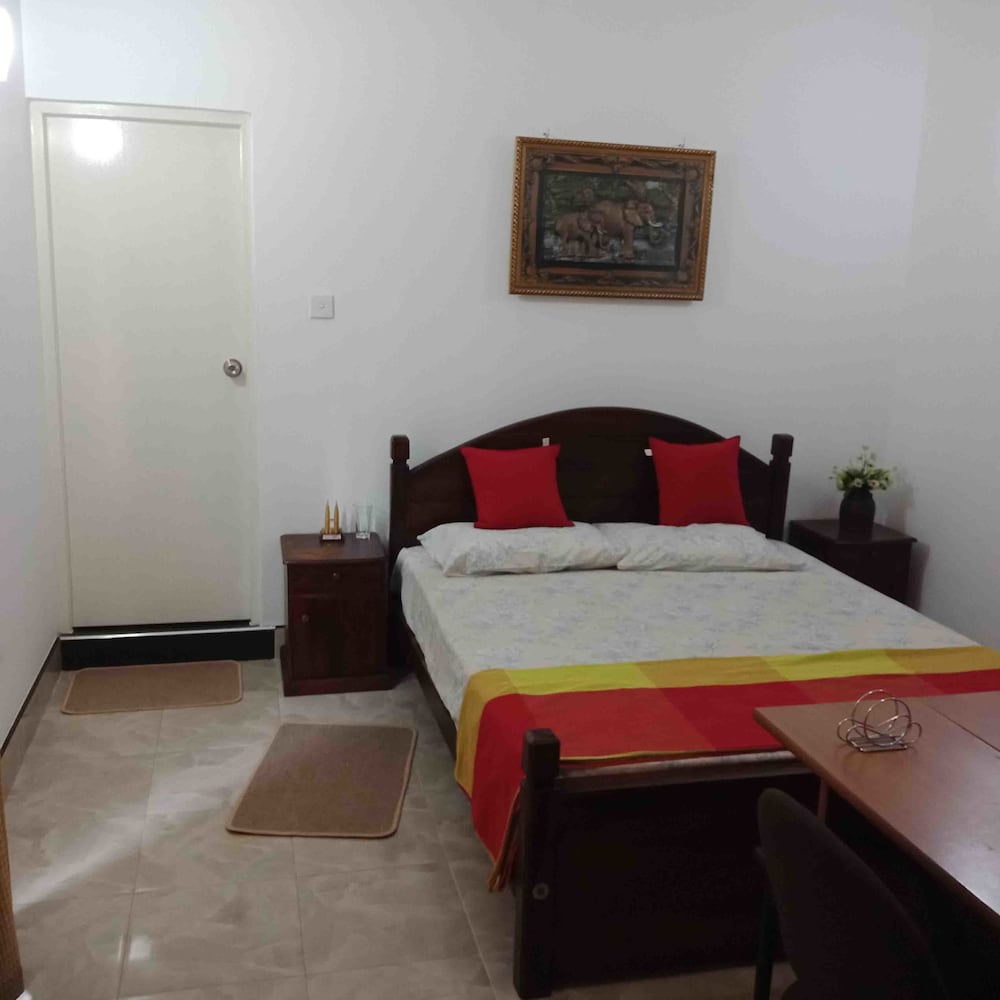 Deluxe Room, 1 Double Bed, Garden View photo 2