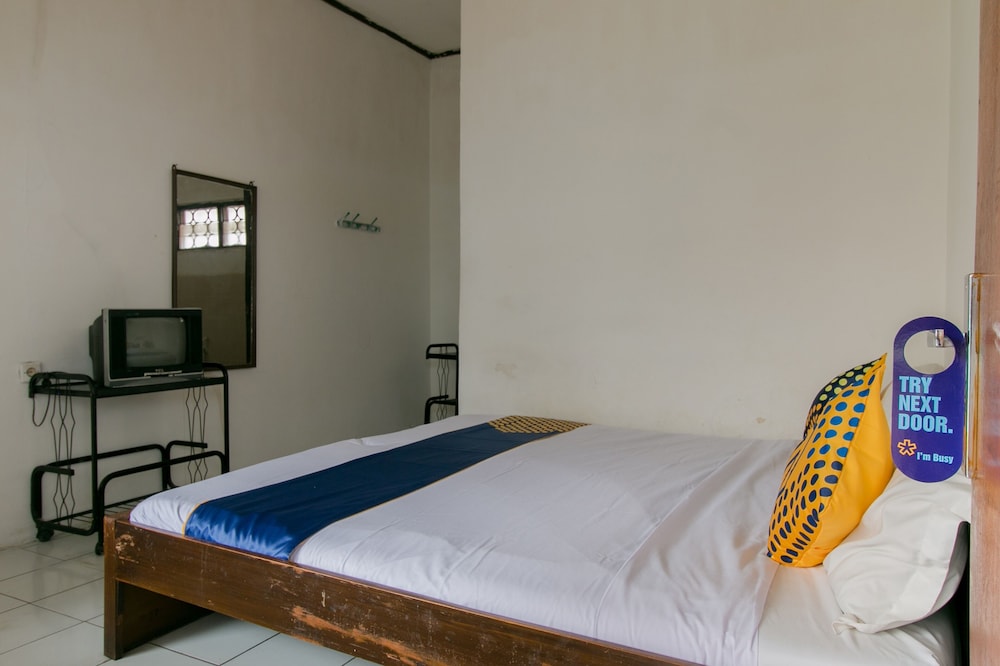 Double Room - Photo 5