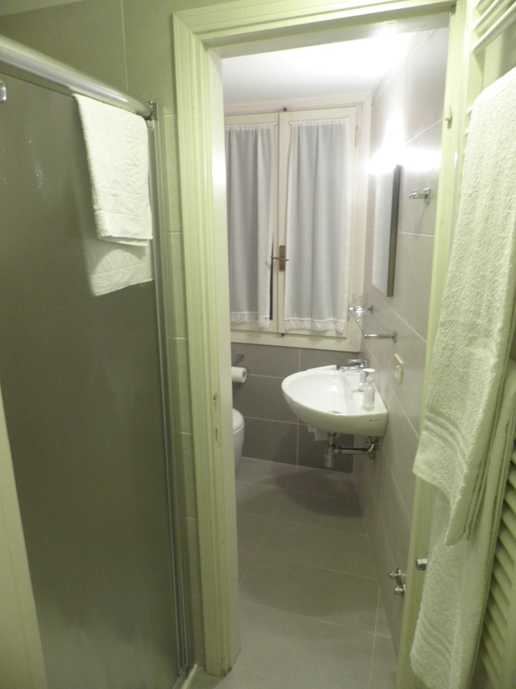 Standard Apartment, 2 Bedrooms, Kitchenette, Ground Floor photo 3