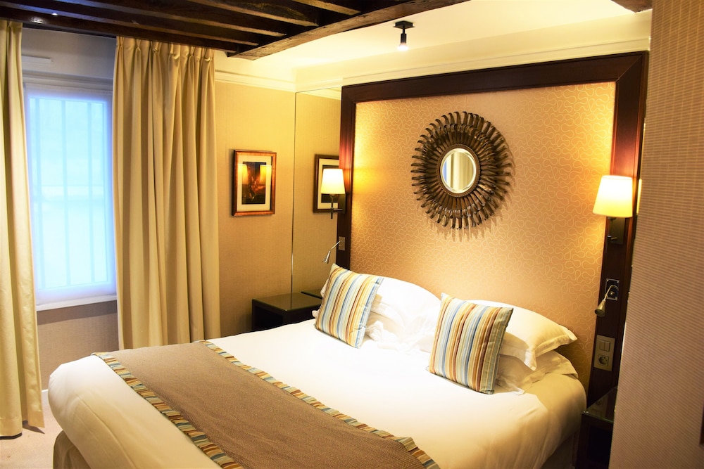 Classic Double Room Single Use thumbnail 6