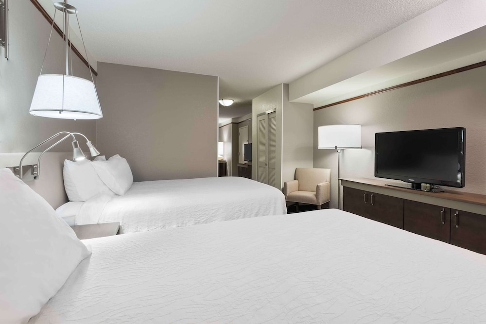 Room, 2 Queen Beds, Non Smoking (Bathtub) photo 2