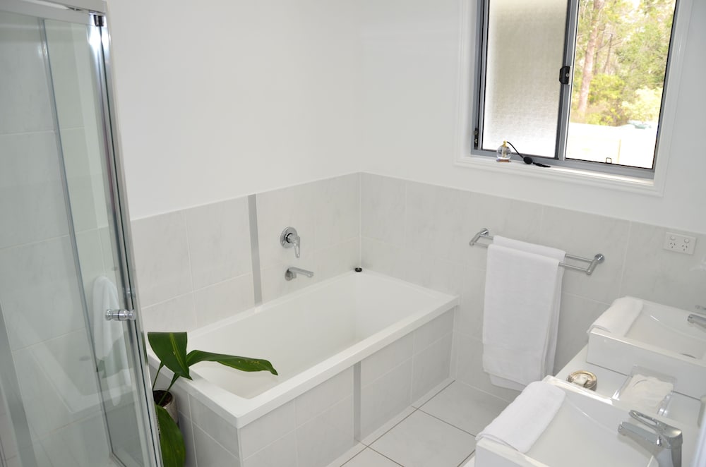 Double or Twin Room, 1 Bedroom (Padstow - King Room with Ensuite) photo 2
