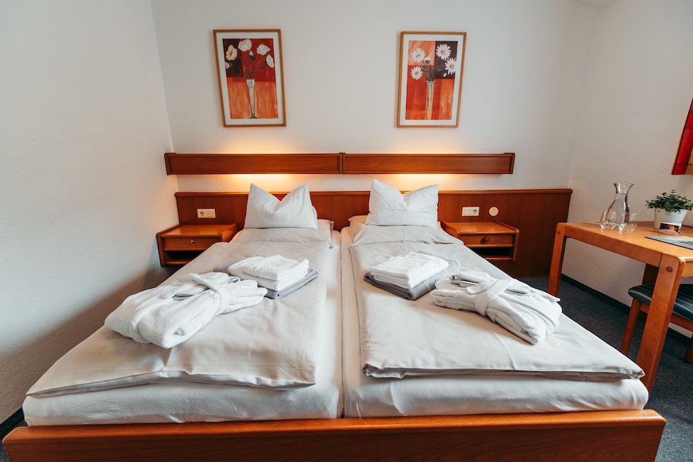 Standard Room photo 2