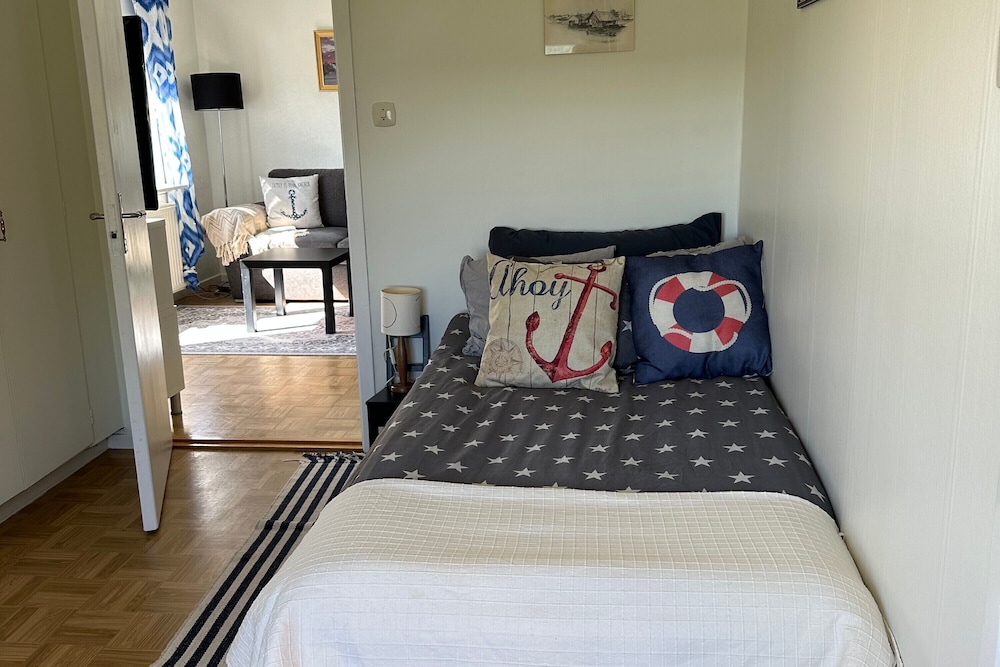 Family Apartment, Multiple Bedrooms, Mountainside (Scenic By The Sea Patterdale)