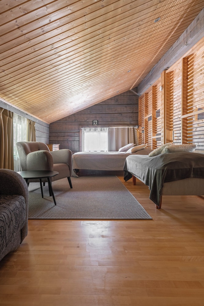 Classic Chalet, Courtyard View photo 2