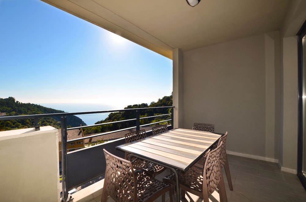 Superior Suite, Sea View - Photo 6