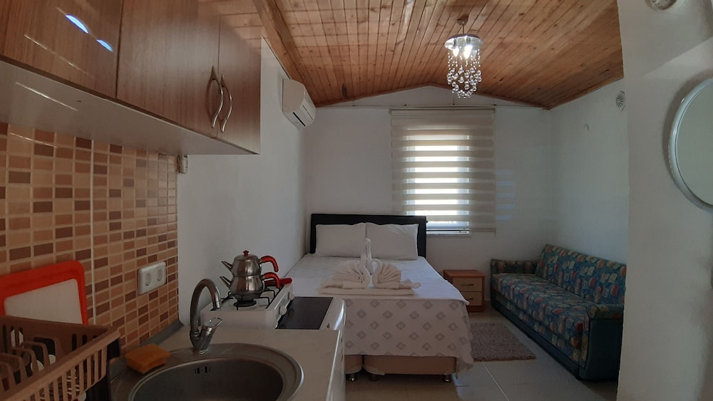 Comfort Triple Room photo 2