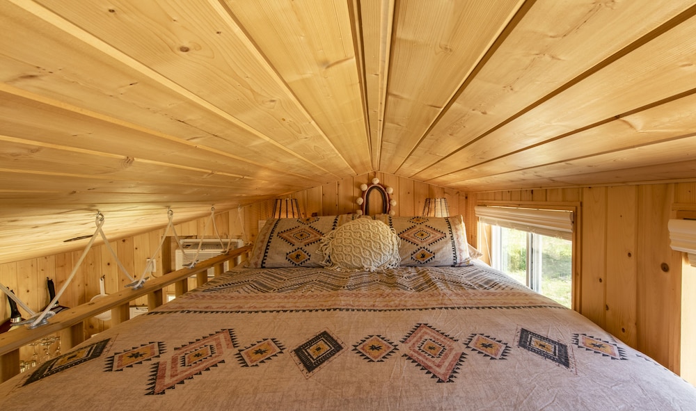 Cabin, 1 Queen Bed (2) photo 1