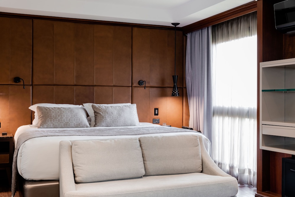 Presidential Suite photo 1