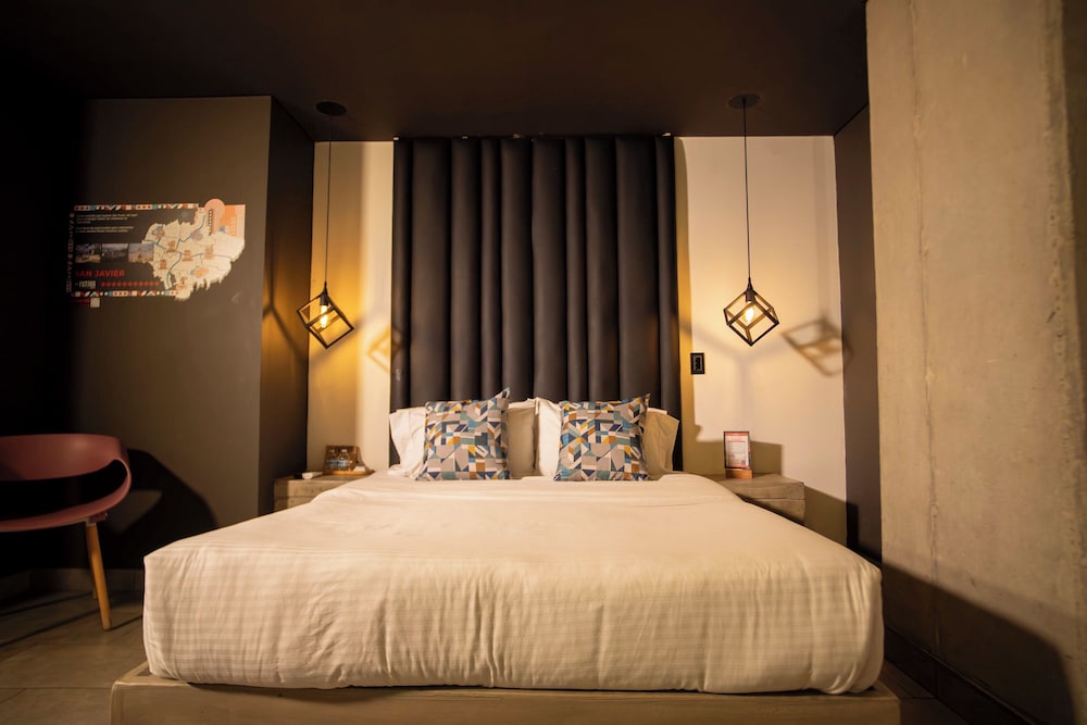 Double Room, 1 Queen Bed photo 3