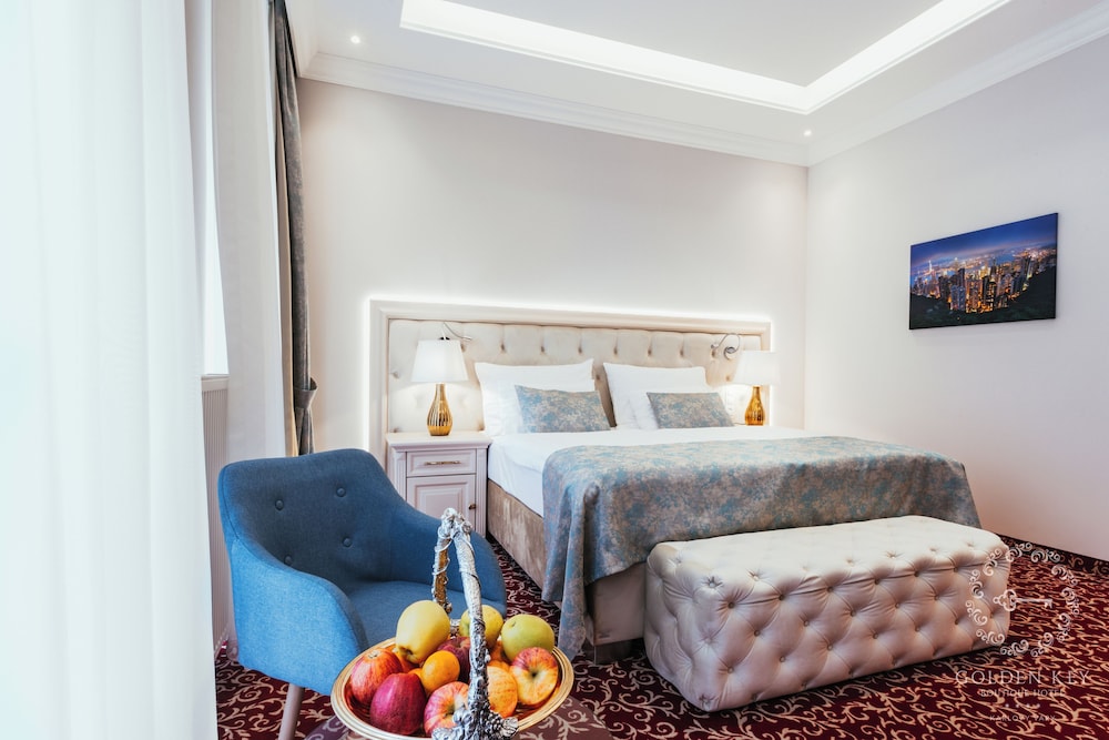 Deluxe Double or Twin Room, 1 King Bed, City View
