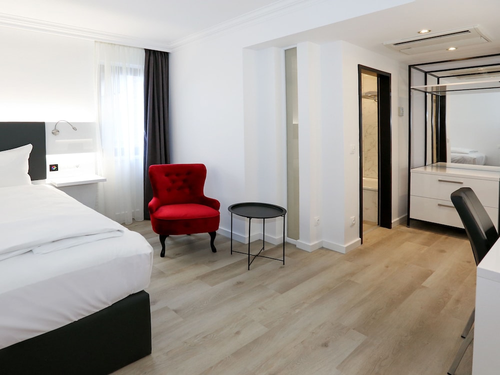 Single Room photo 1