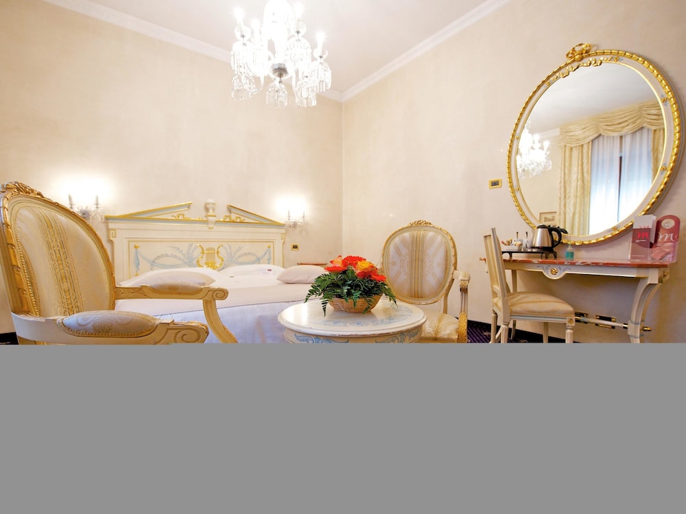 Standard Room, 1 Double Bed - Photo 5