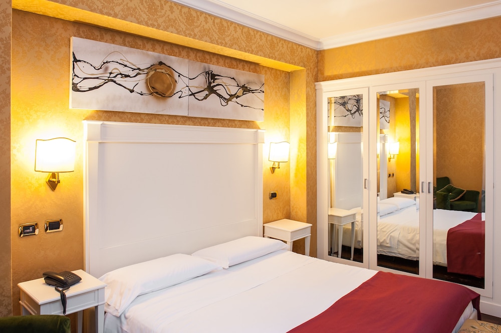 Classic Double Room (Plus) photo 3