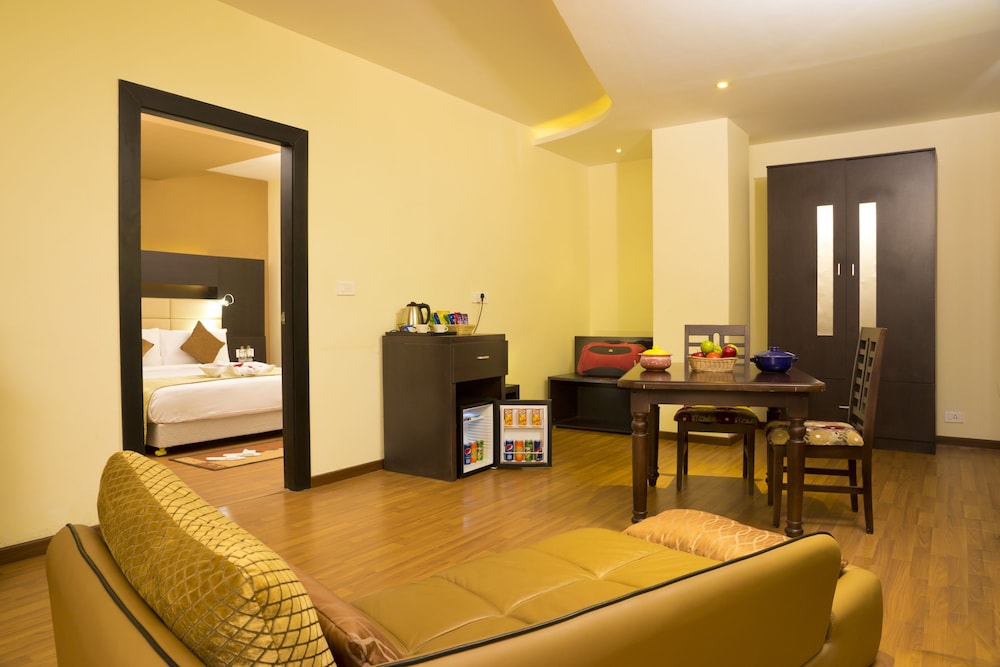 Poppys Junior Suite photo 2