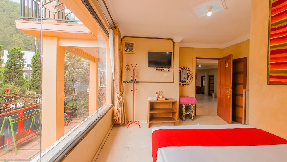 Superior Double or Twin Room - Photo 15
