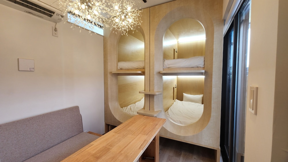 Quadruple Room R106