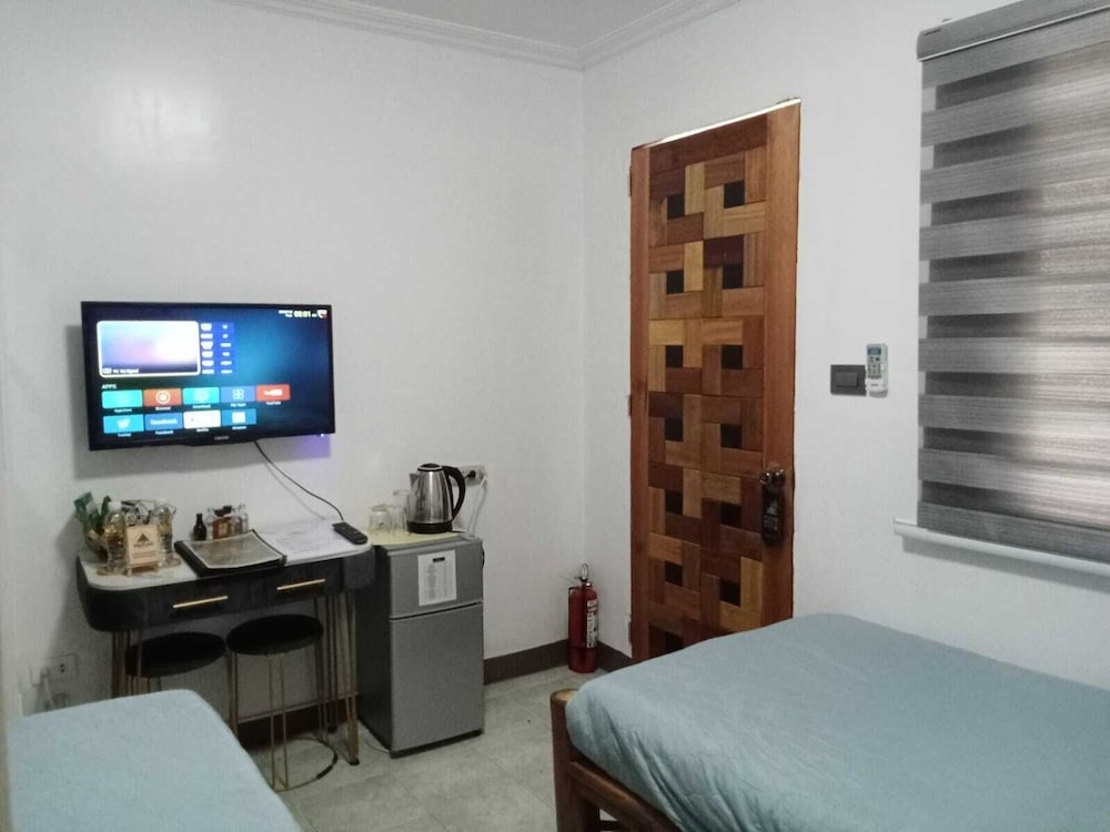 Double Room - Photo 2