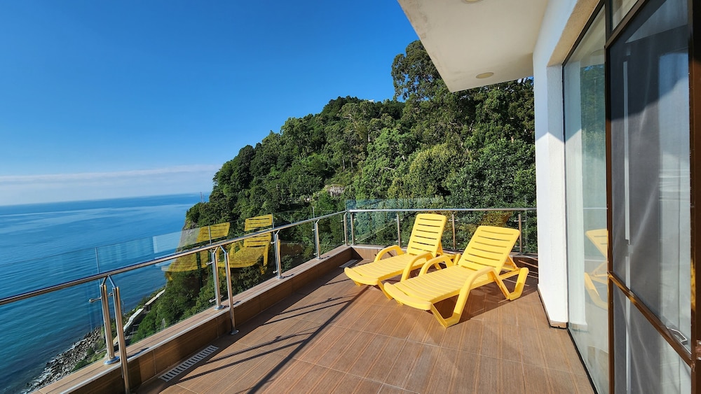 Junior Double Room, 1 Queen Bed, Terrace, Sea View photo 1