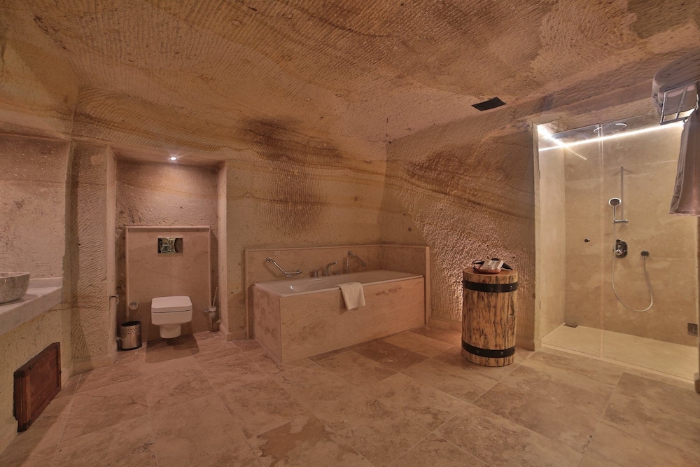 Family Suite - Photo 6
