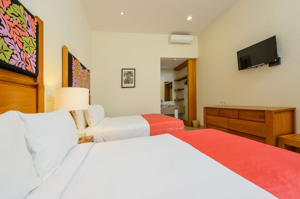 Standard Twin Room photo 3