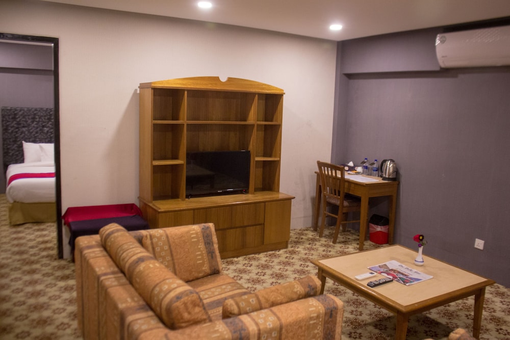 Premium Studio Suite photo 3