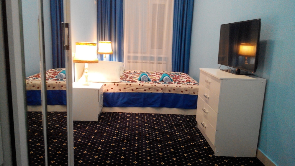 Triple Room, Shared Bathroom