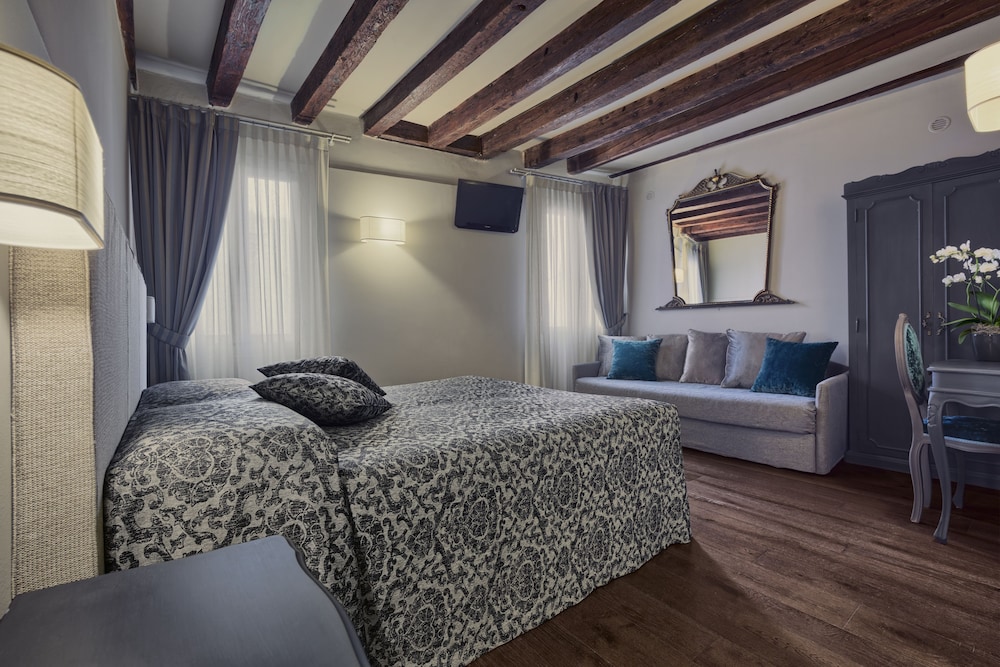 Comfort Triple Room photo 1