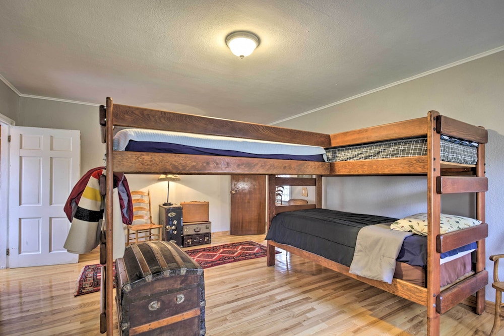 House (4 Bedrooms) photo 3