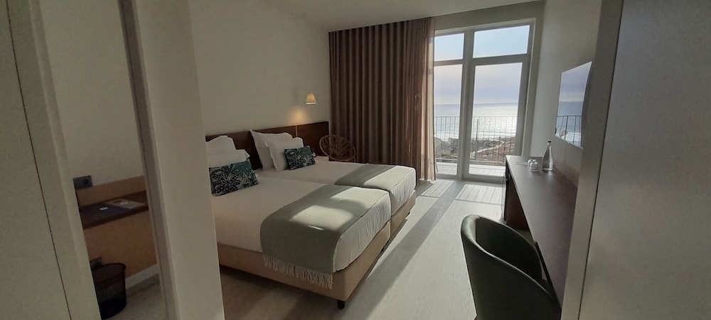 Superior Twin Room, Balcony, Sea View