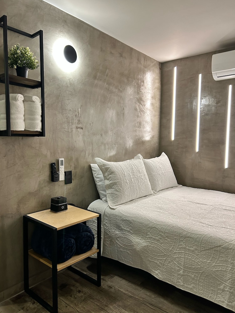 Double Room, 2 Queen Beds, Balcony, Courtyard View