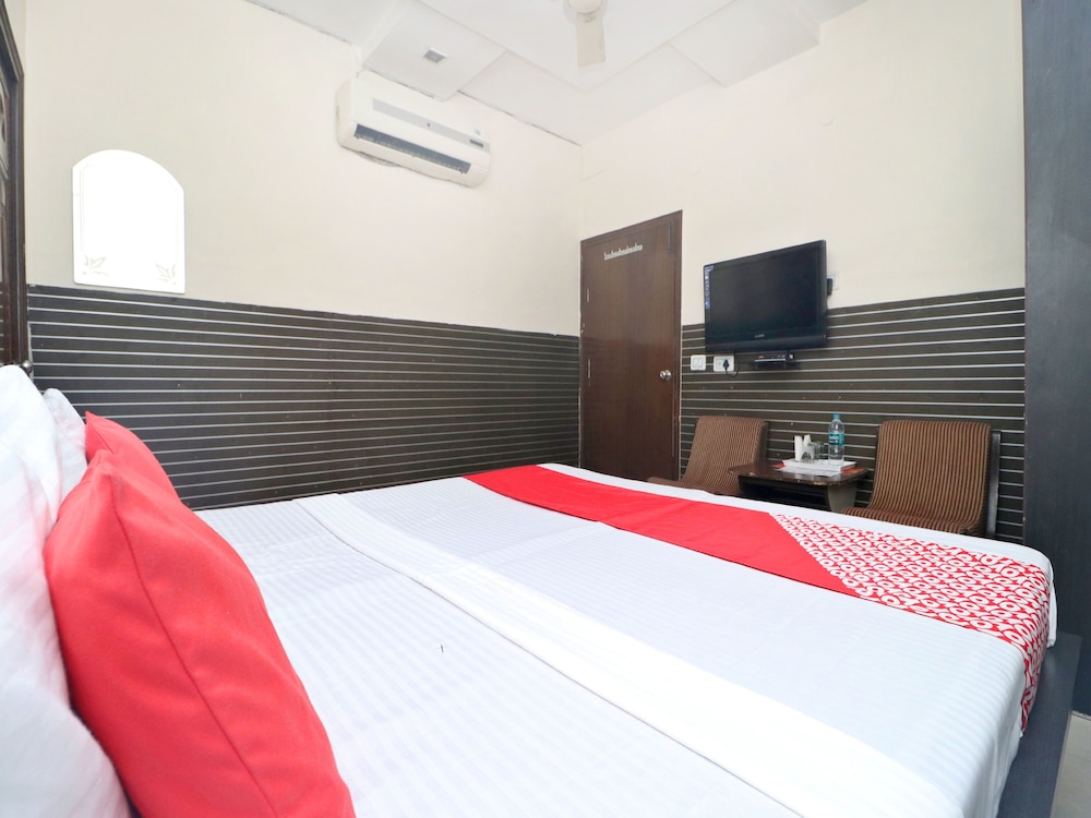 Double or Twin Room photo 2