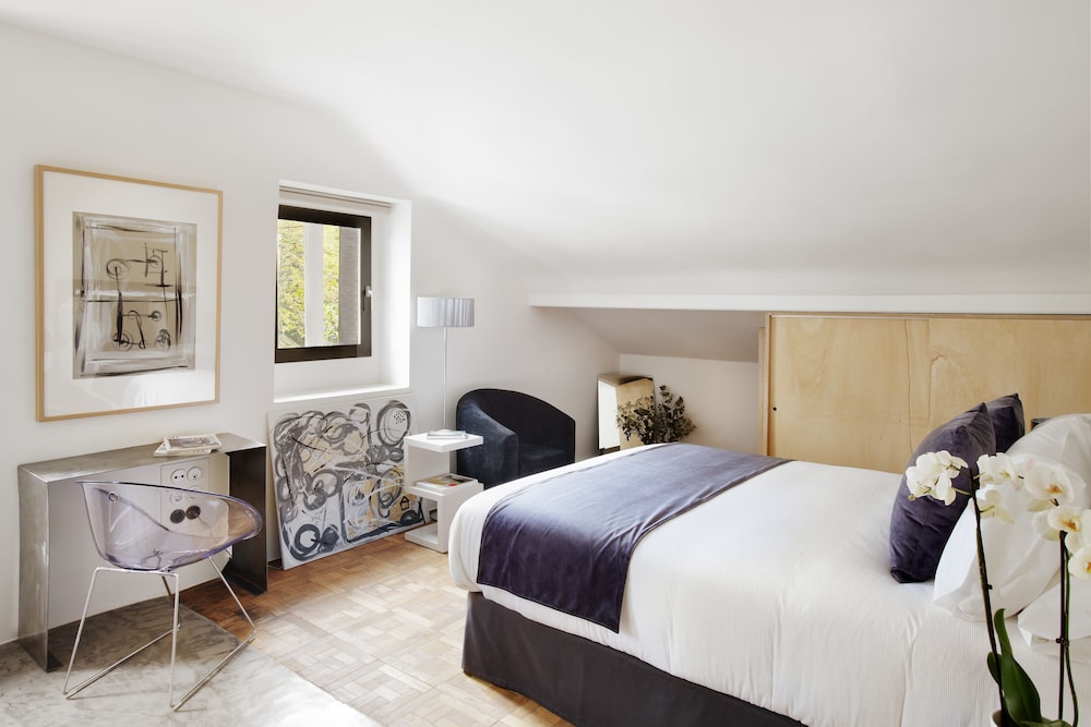 Basic Double Room, 1 Double Bed photo 2