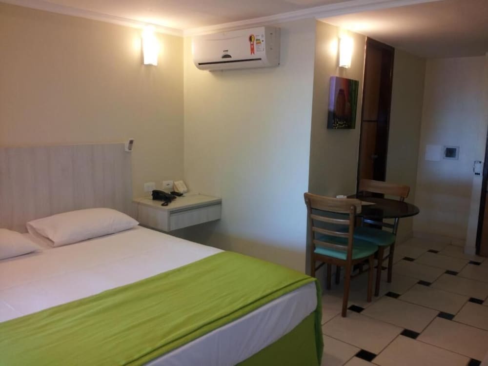 Standard Double or Twin Room - Photo 1