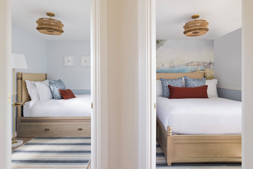 Two Bedroom Cottage With Twin Bed
