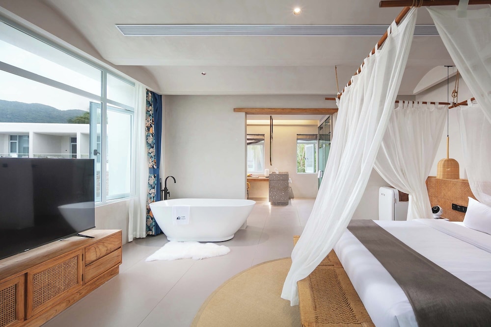Premier Double Room, Courtyard View photo 3